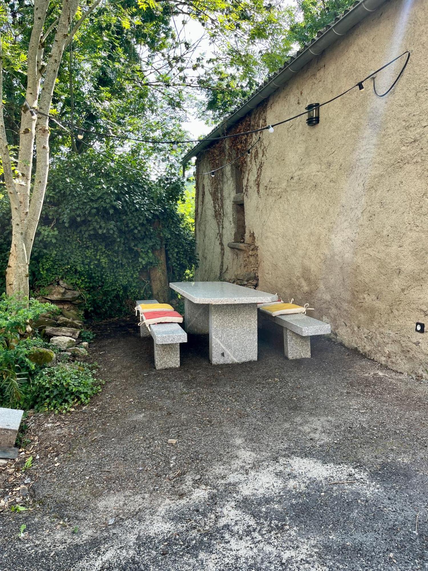 Parenthese En Foret - Lodge Baliveau Le Bez  Exterior foto